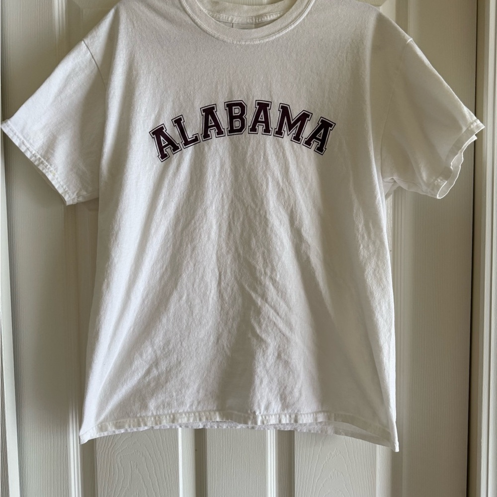 Gildan White Short-Sleeve Tee with Maroon 'ALABAMA' Graphic